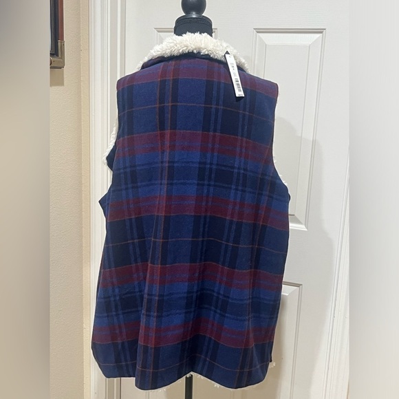 WESTBOUND WOMENS REVERSIBLE FAUX FUR SHERPA JACKET VEST SIZE 3X NWT - Picture 4 of 11